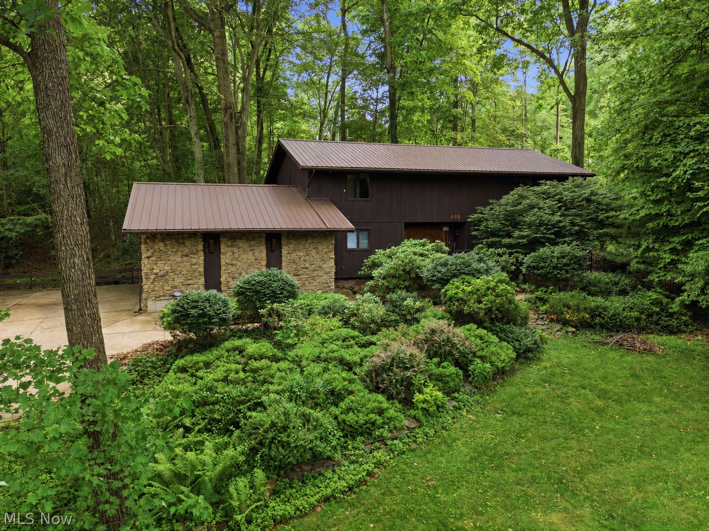 680 Rocky Hollow Drive Akron OH 44313