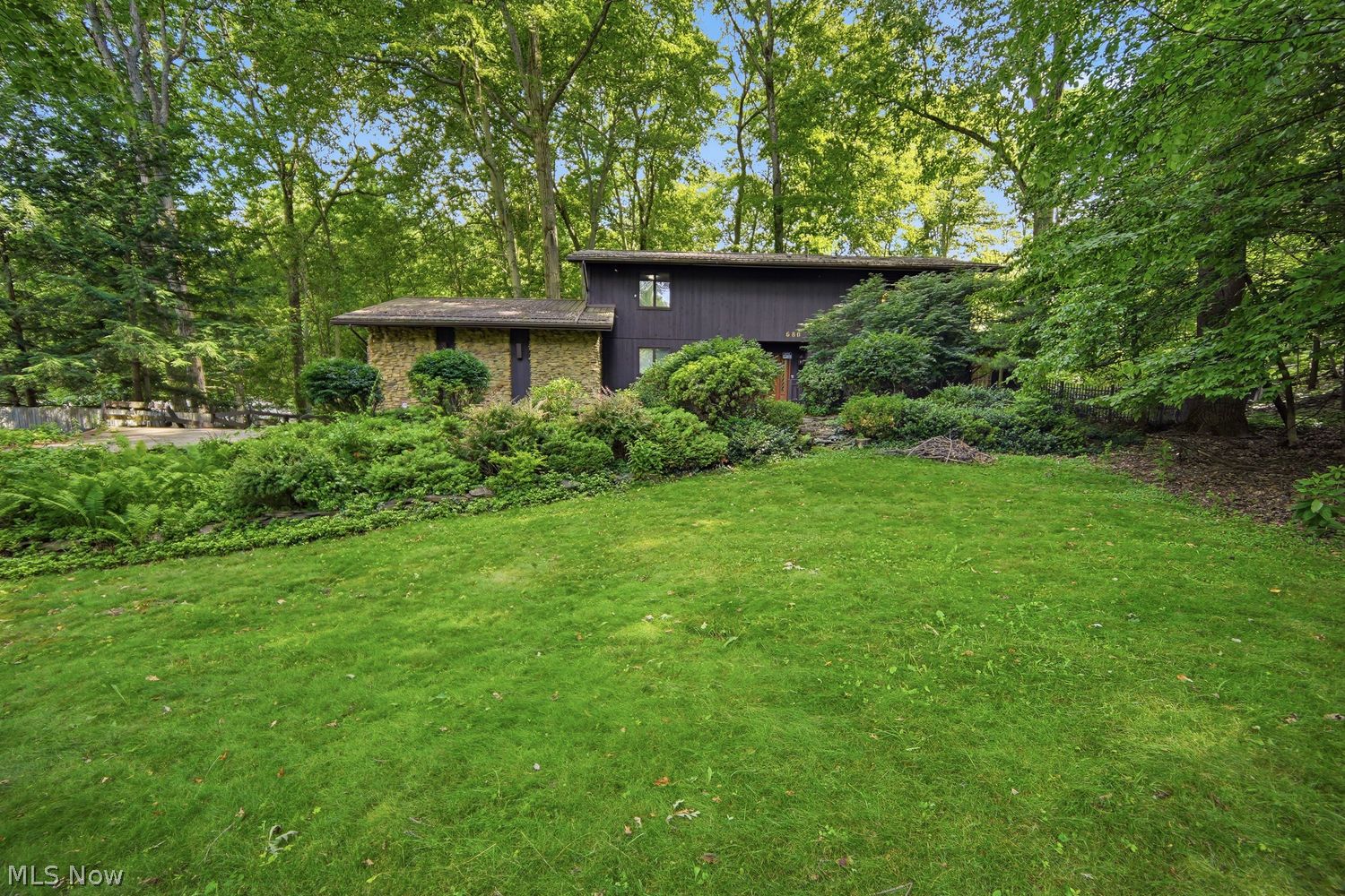 680 Rocky Hollow Drive Akron OH 44313