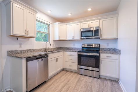 159 Keywood Boulevard Lagrange OH 44050