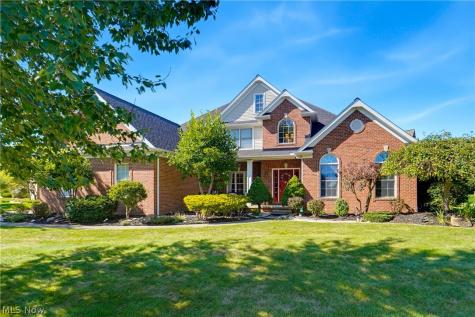 2918 Macduff Drive NW North Canton OH 44720