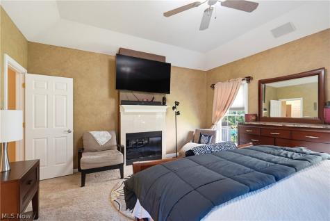 2918 Macduff Drive NW North Canton OH 44720