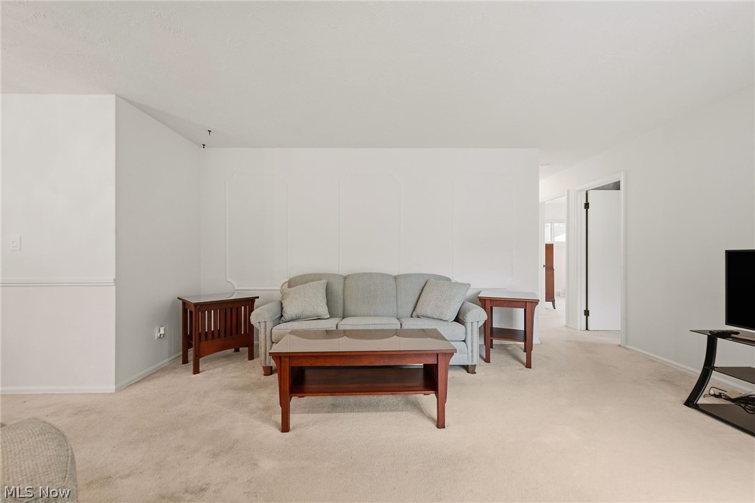 26742 Henry Road Bay Village OH 44140
