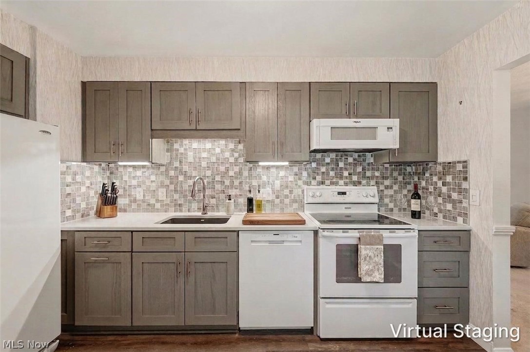 26742 Henry Road Bay Village OH 44140