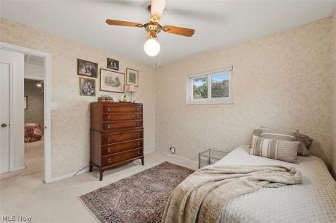 26742 Henry Road Bay Village OH 44140
