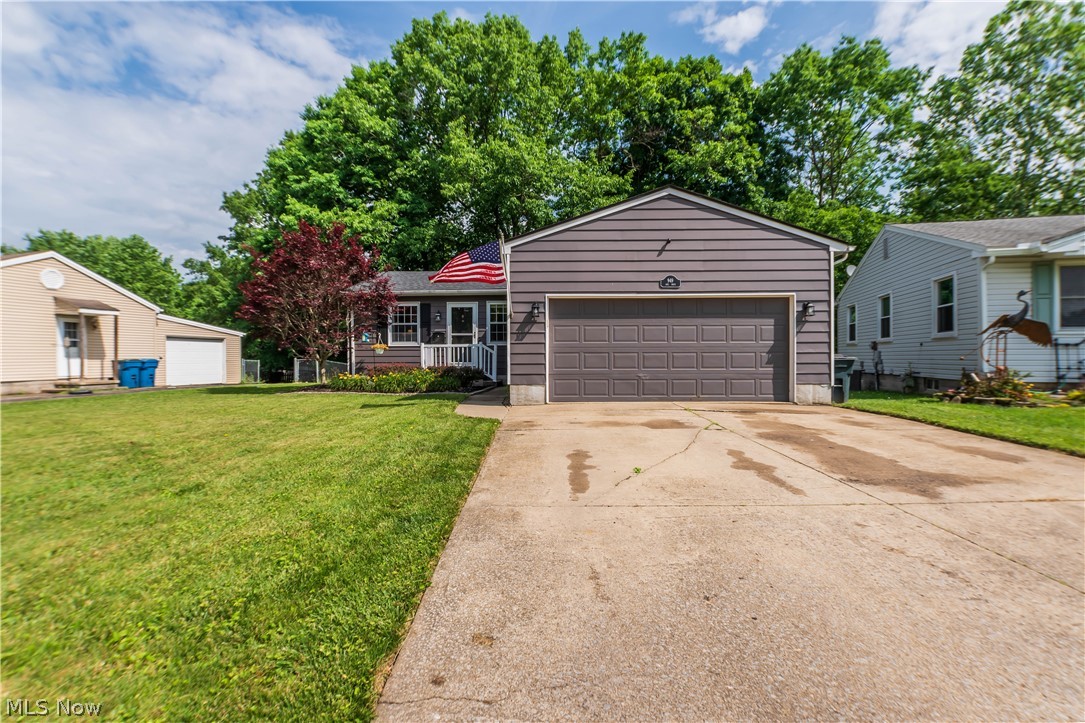 949 Saul Drive Hubbard OH 44425