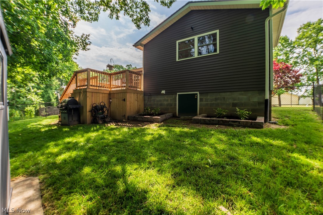 949 Saul Drive Hubbard OH 44425
