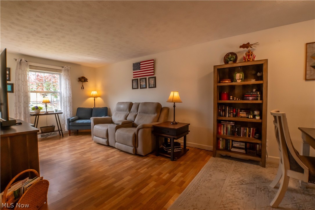 949 Saul Drive Hubbard OH 44425
