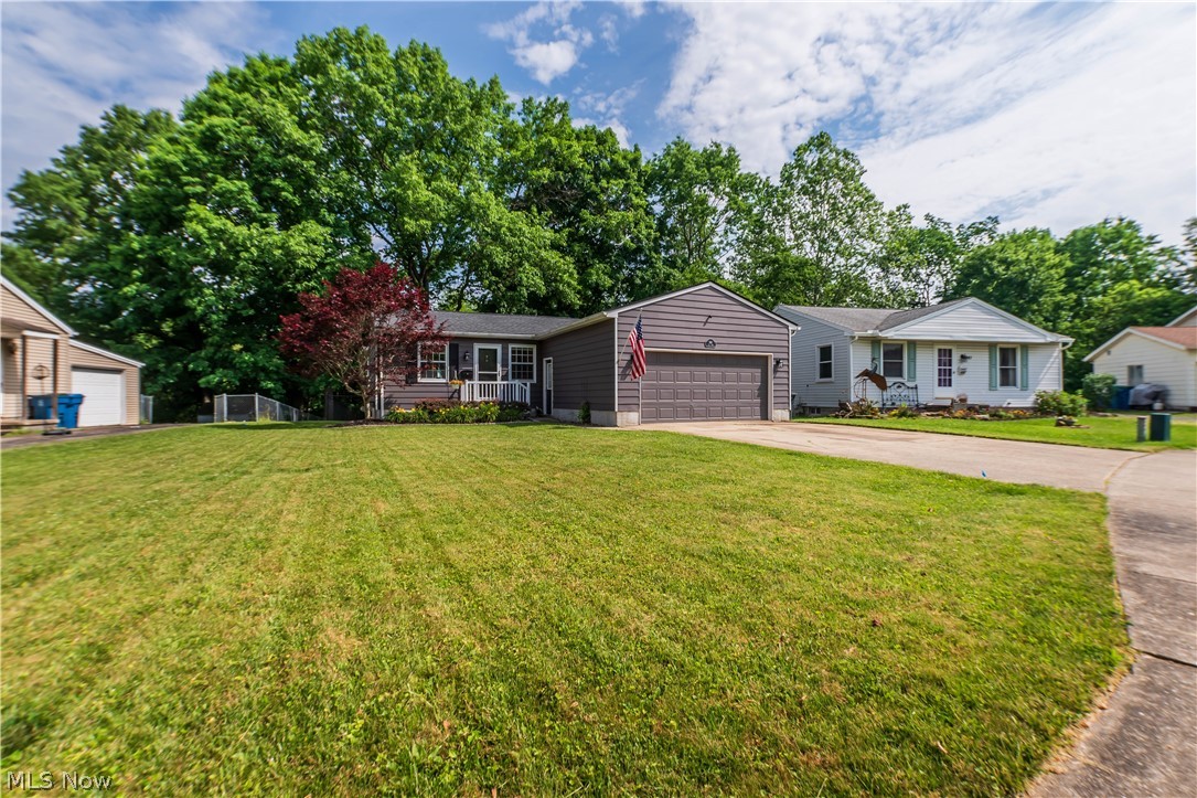 949 Saul Drive Hubbard OH 44425