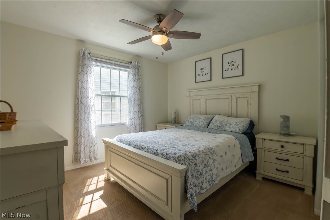 949 Saul Drive Hubbard OH 44425