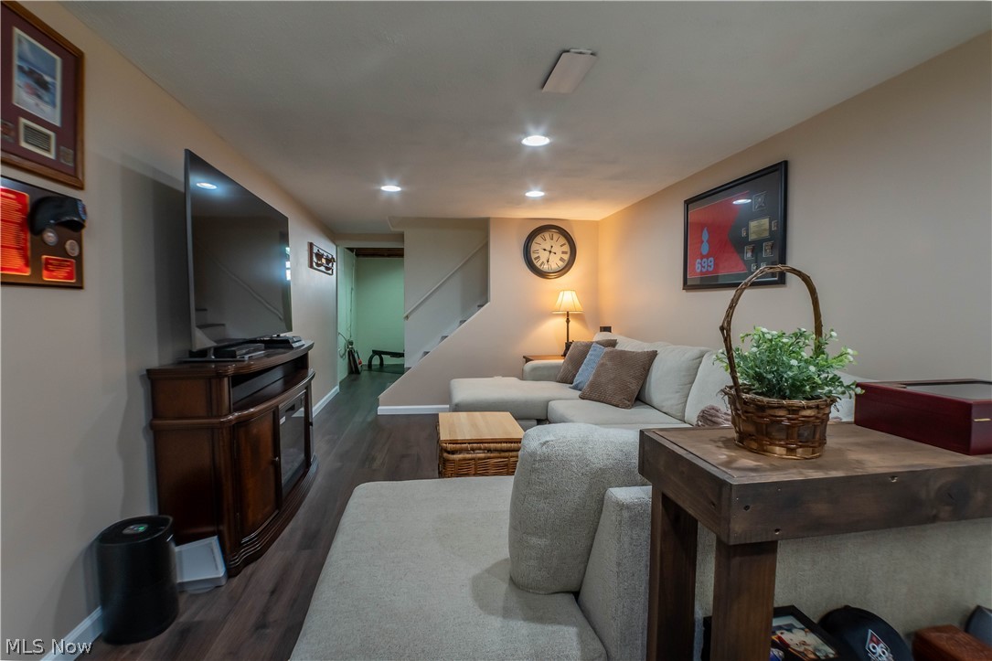 949 Saul Drive Hubbard OH 44425