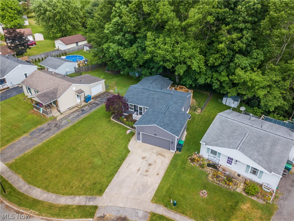 949 Saul Drive Hubbard OH 44425