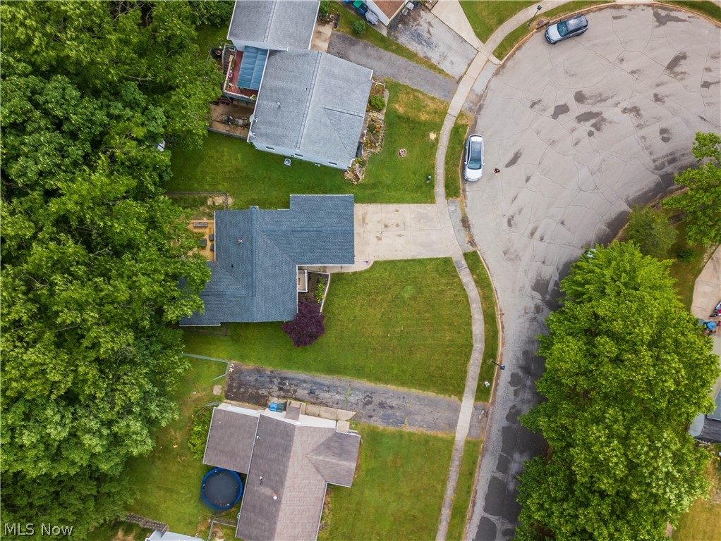 949 Saul Drive Hubbard OH 44425