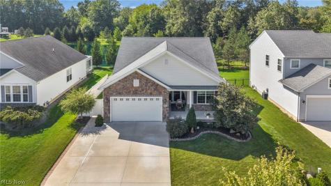 9006 Shady Elm Lane Olmsted Twp OH 44138