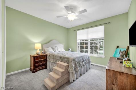 9006 Shady Elm Lane Olmsted Twp OH 44138