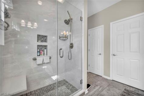 9006 Shady Elm Lane Olmsted Twp OH 44138