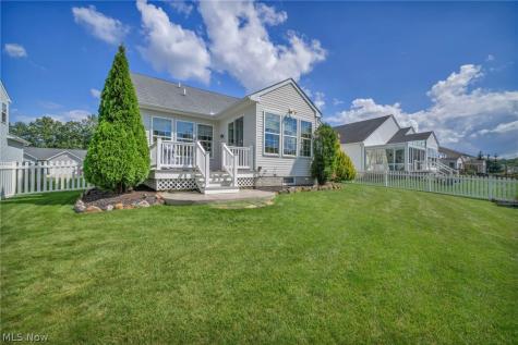 9006 Shady Elm Lane Olmsted Twp OH 44138