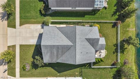 9006 Shady Elm Lane Olmsted Twp OH 44138