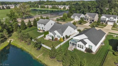 9006 Shady Elm Lane Olmsted Twp OH 44138