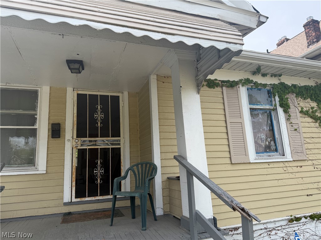 1462 E 133rd Street East Cleveland OH 44112