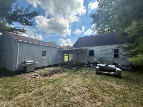 129 Jackson Road Creston OH 44217