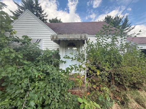 129 Jackson Road Creston OH 44217