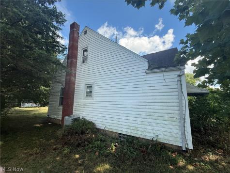 129 Jackson Road Creston OH 44217