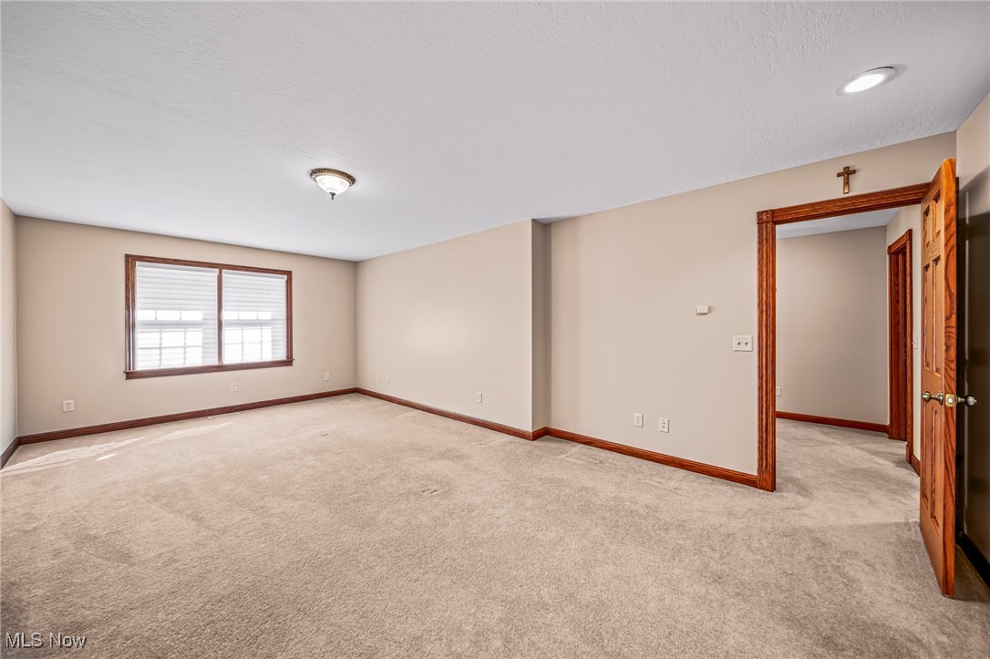 6114 County Line Road Kinsman OH 44428