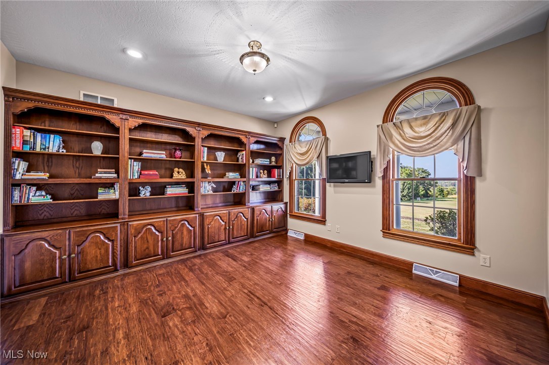 6114 County Line Road Kinsman OH 44428