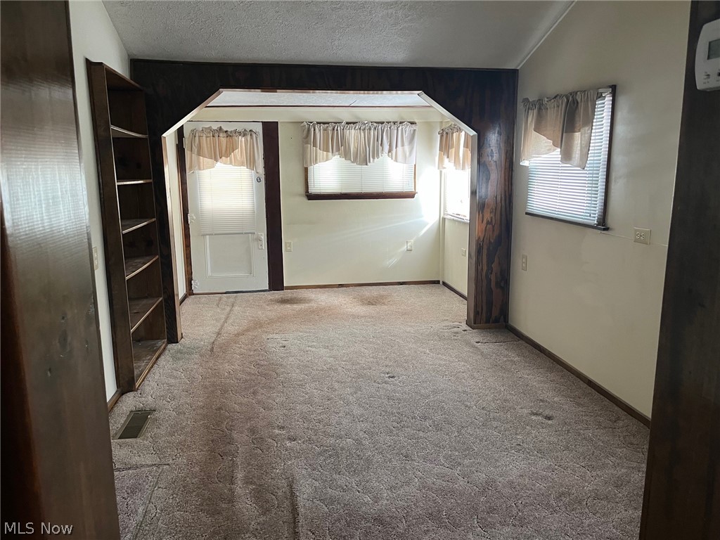 289 Canton Road Wintersville OH 43953