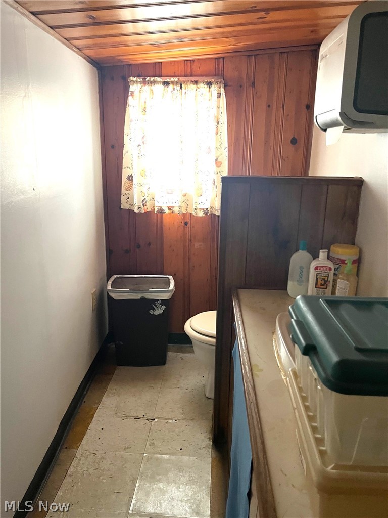 289 Canton Road Wintersville OH 43953