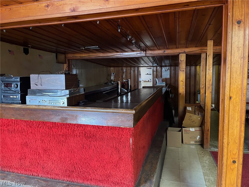 289 Canton Road Wintersville OH 43953