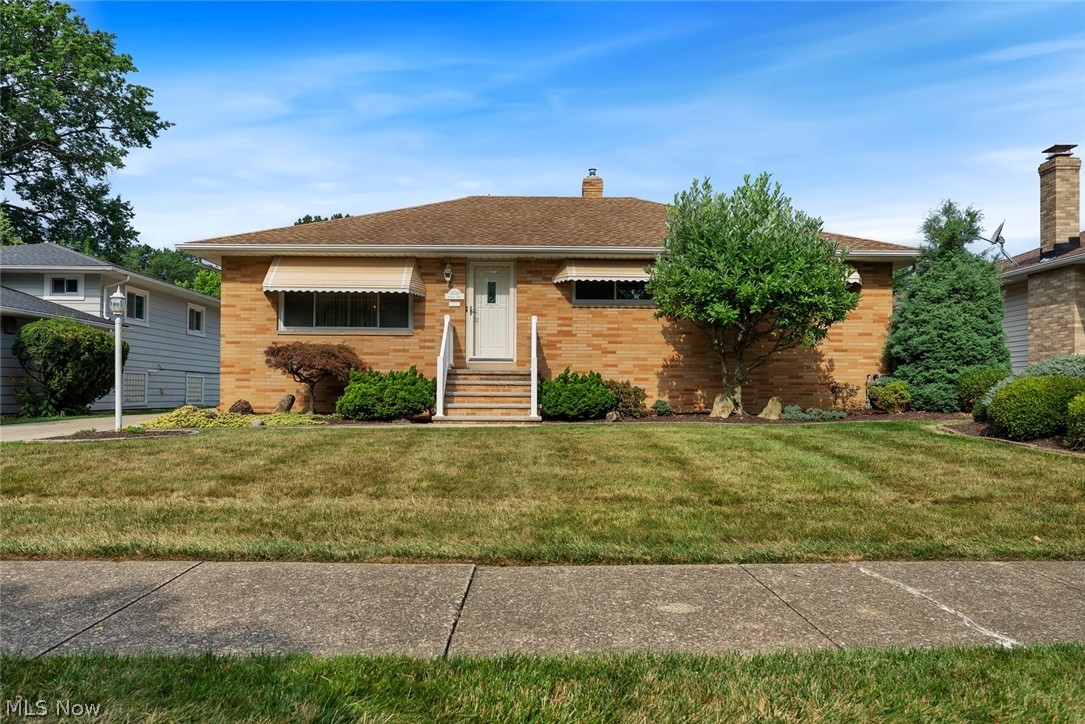 6230 Beverly Drive Parma Heights OH 44130