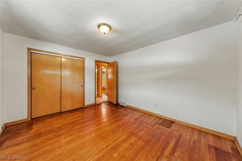 6230 Beverly Drive Parma Heights OH 44130