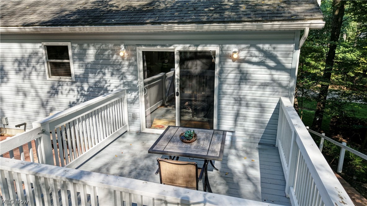 668 Floral Valley Drive E Howard OH 43028