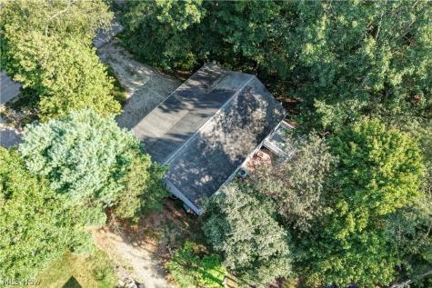 668 Floral Valley Drive E Howard OH 43028