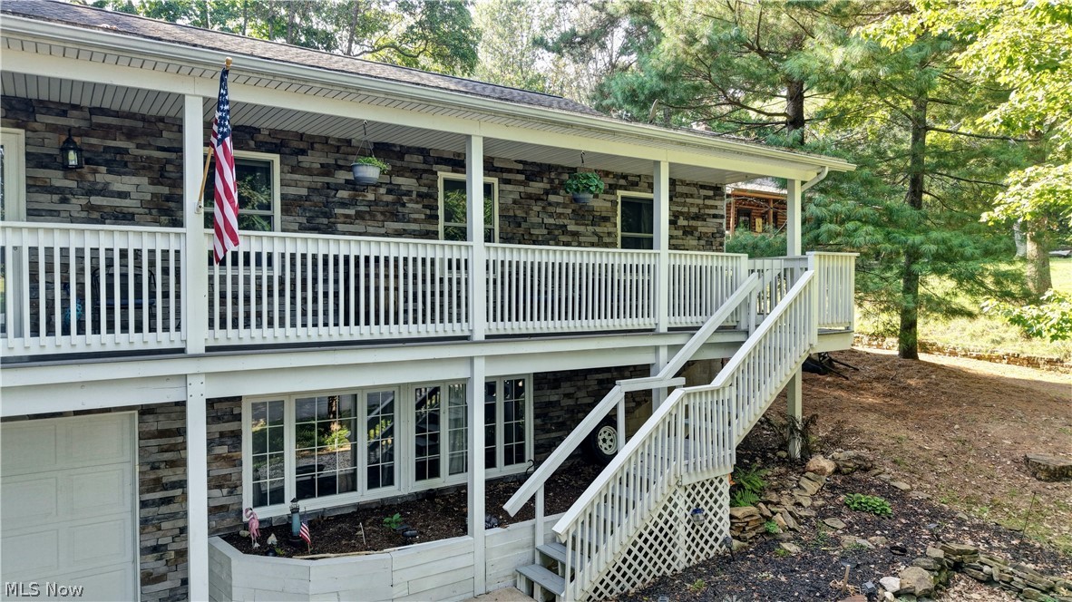 668 Floral Valley Drive E Howard OH 43028