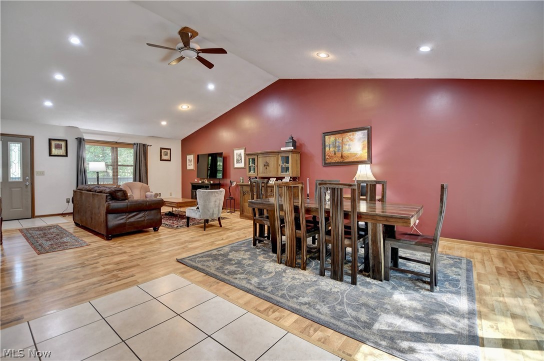 668 Floral Valley Drive E Howard OH 43028