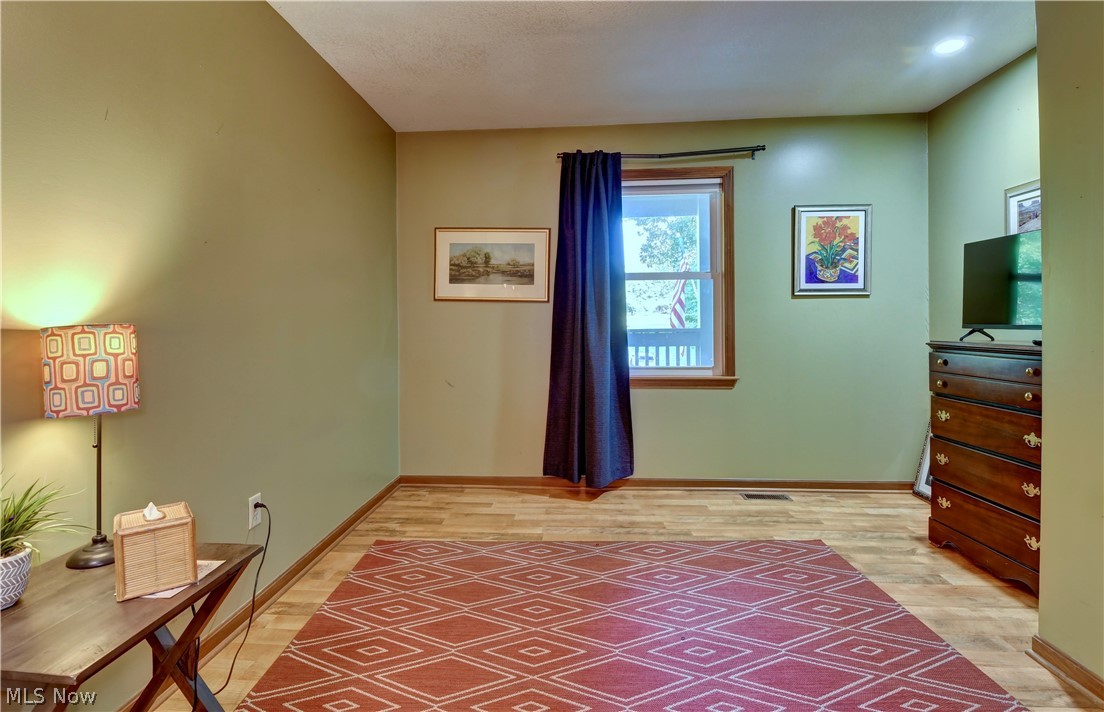 668 Floral Valley Drive E Howard OH 43028