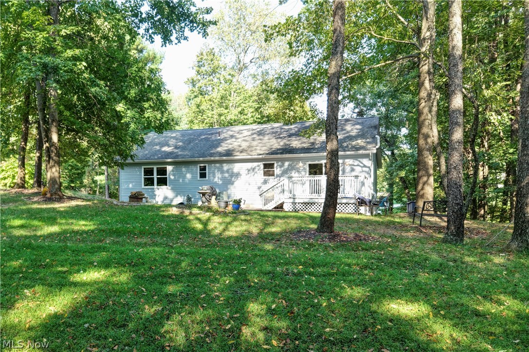 668 Floral Valley Drive E Howard OH 43028