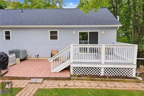 668 Floral Valley Drive E Howard OH 43028