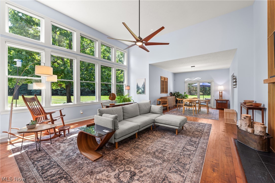 44 Haskell Drive Bratenahl OH 44108