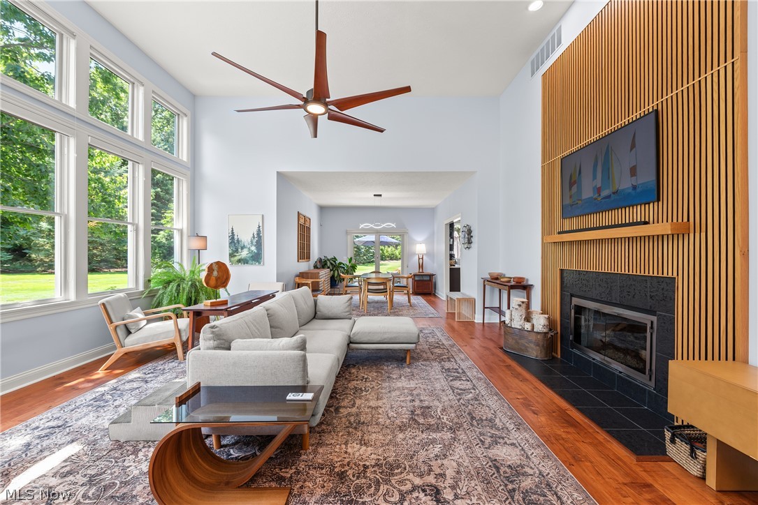 44 Haskell Drive Bratenahl OH 44108