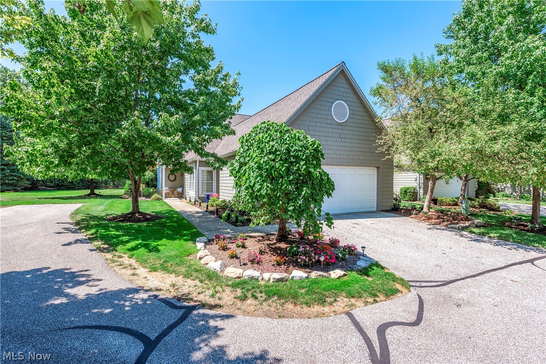 44 Haskell Drive Bratenahl OH 44108