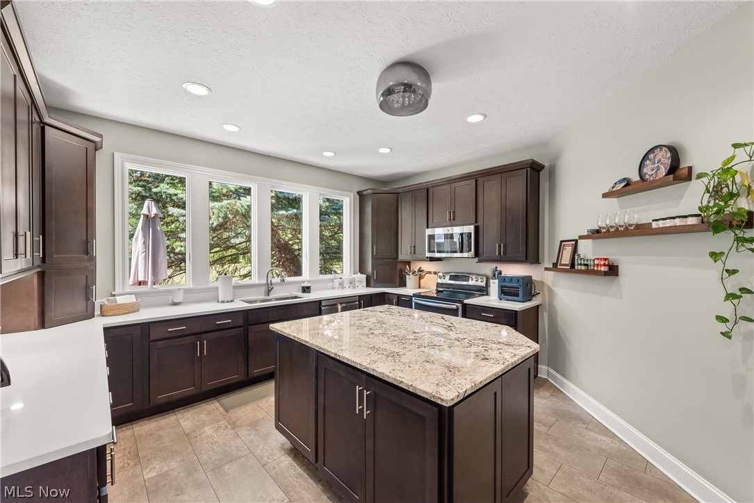 44 Haskell Drive Bratenahl OH 44108