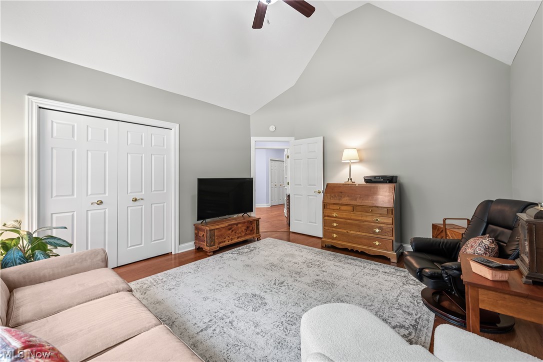 44 Haskell Drive Bratenahl OH 44108