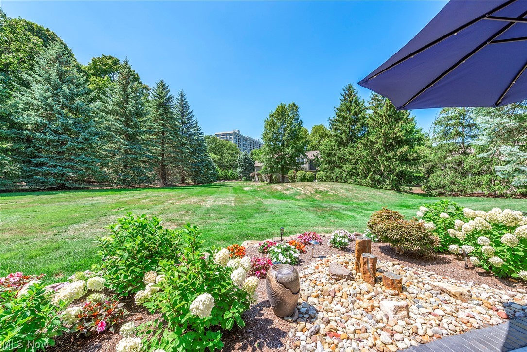 44 Haskell Drive Bratenahl OH 44108