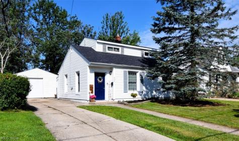 696 High Street Bedford OH 44146