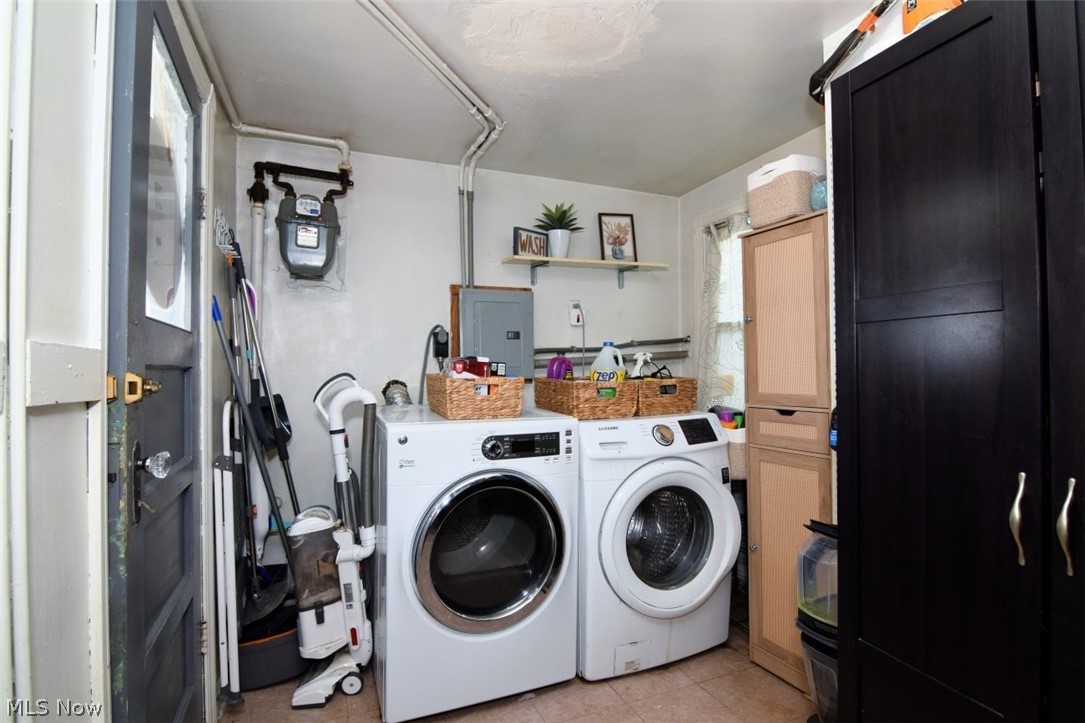 696 High Street Bedford OH 44146
