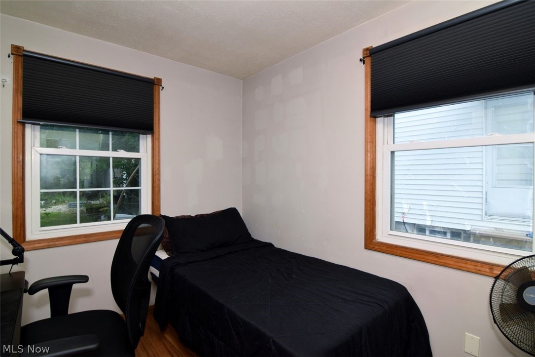 696 High Street Bedford OH 44146