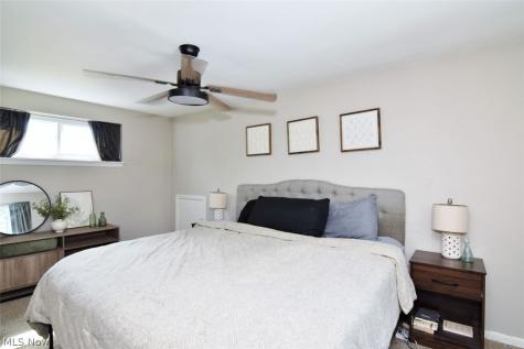 696 High Street Bedford OH 44146